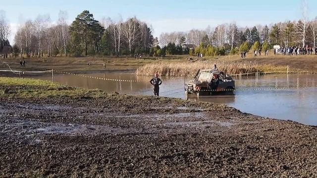 Кольцевая гонка на полноприводных машинах класс Экстрим 28.10.2018
