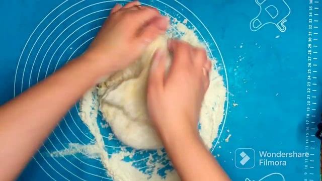 Сырные палочки. Из 100 гр сыра на большую семью. смотреть онлайн