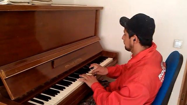 Копия видео Сумасшедший пианист смотреть онлайн