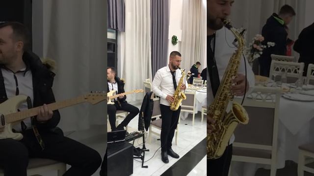 Lily was here (cover) Jurgen Struga 🎷 Adri Adham 🎸 Leonard Kola 🎹 смотреть онлайн