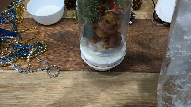 Снежный тигр/Новогодний Декор из Пластиковой Бутылки смотреть онлайн