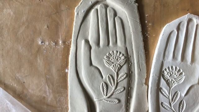 Making a Mold Using Paper Clay смотреть онлайн