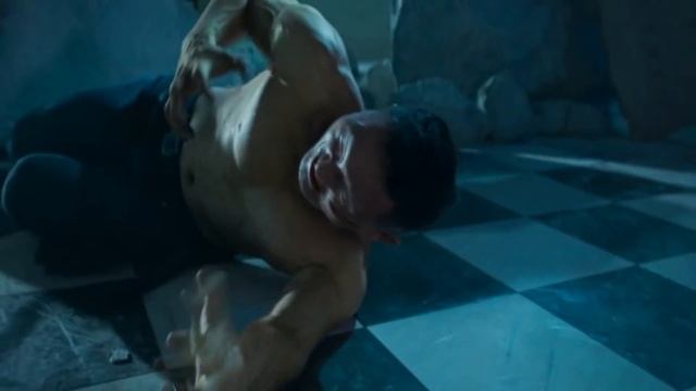 Хеллбой Vs Огромного Кабана людоеда | Хеллбой 2019