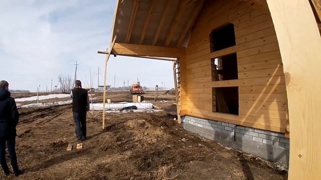 Установка главного купола на Храм в пос. Лесной г.Барнаула. смотреть онлайн