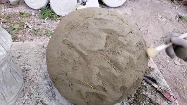 ШАР ВАЗОН с фактурой скалы из цемента.