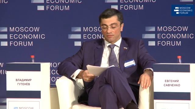 Владимир Гутенёв, первый заместитель председателя комитета ГД РФ по промышленности смотреть онлайн