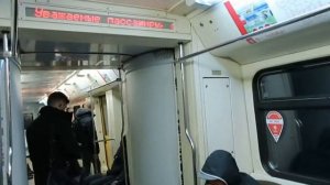 Как объявляют станции в поездах Московского метро (г.Москва, Россия)