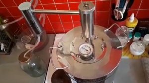 Первая перегонка сахарной браги.(30 литров) гидромодуль 1/5