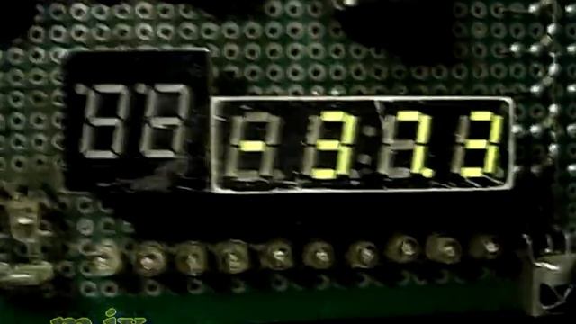 Цифровой термометр на DS18В20 PIC16F628 part 01 смотреть онлайн