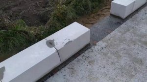 Дом из Газобетона на УШП. Первый ряд подробно.