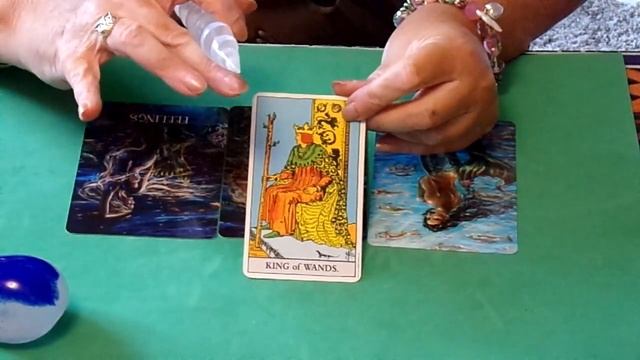 Cancer. Weekly Tarot/Oracle Card Reading. Warm advice teaches others. October 18th/24th. смотреть онлайн
