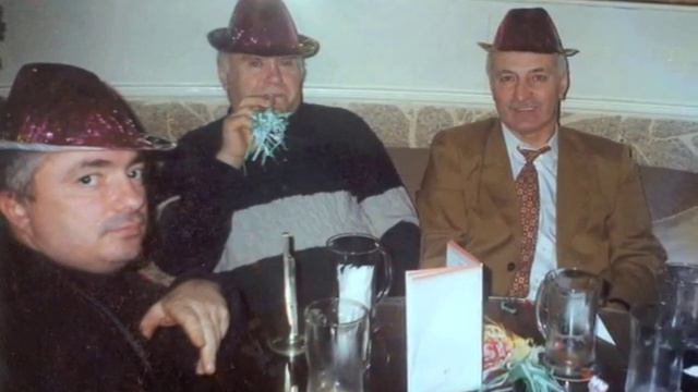 Аллаутдин Керимов "Своим друзьям"!.m4v смотреть онлайн