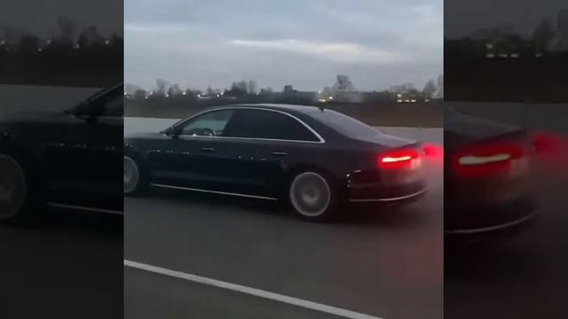 Lamborghini VS Audi S8