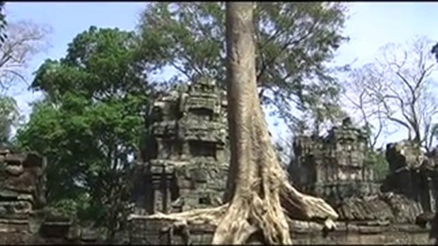 Ta Prohm - Lara Croft Temple in Cambodia смотреть онлайн