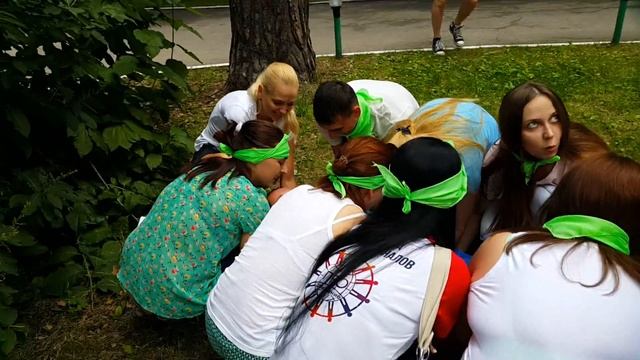 Задание: поднять человека одними пальцами смотреть онлайн