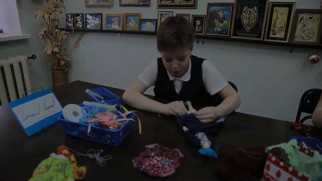 Открытый урок "Декорирование куклы Тильда" смотреть онлайн