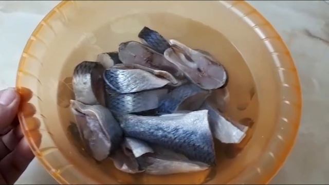 Как ВКУСНО засолить сельдь (скумбрию) МОМЕНТАЛЬНО. Проще и быстрее рецепта нет смотреть онлайн