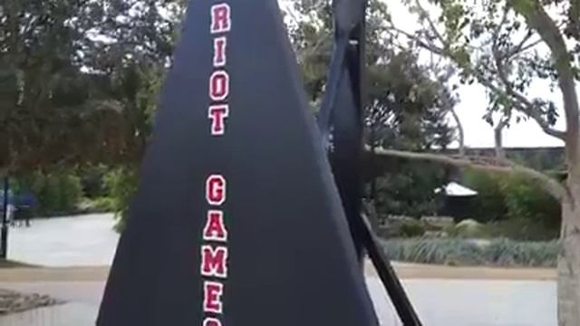 Riot Games - Amerika Ofisi смотреть онлайн