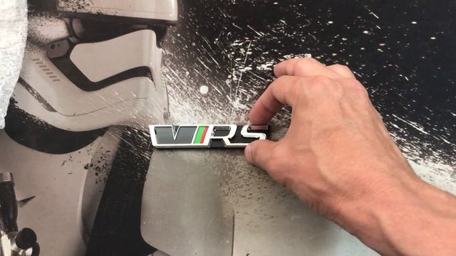 5E0853679DBTK Эмблема передняя RS Skoda Octavia A7 2018 смотреть онлайн