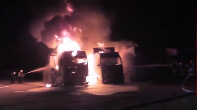 Волковыск пожар трех авто 21.05.2021 смотреть онлайн