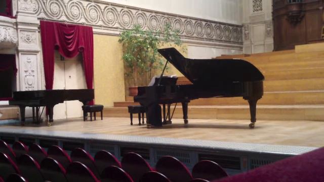 Monika Darzinkeviciute plays "Stigmata" смотреть онлайн