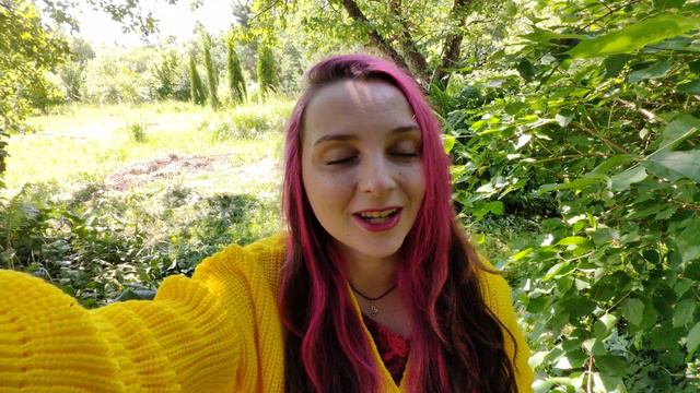 "Её душа жила в стенах родительского дома" Современная поэзия. Автор и чтец - Галина Гулякович. смотреть онлайн