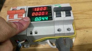 D52-2047 Ватт-амперметр со счётчиком на din-рейку