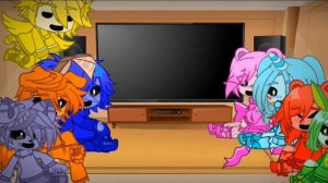 реакция улыбающихся зверят на самих себя)❤️