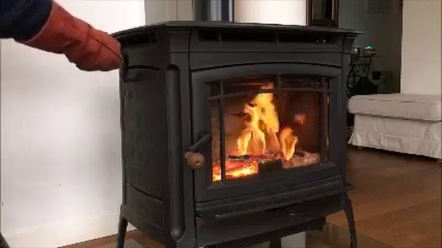 Дровяная печь Manchester от испанской компании Hergom смотреть онлайн