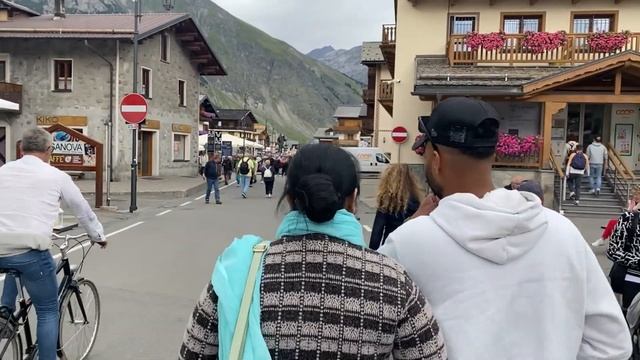 MOST BEAUTIFUL PLACE OF ITALY LIVIGNO | TAX FREE PLACE | PUNJABI VLOG смотреть онлайн