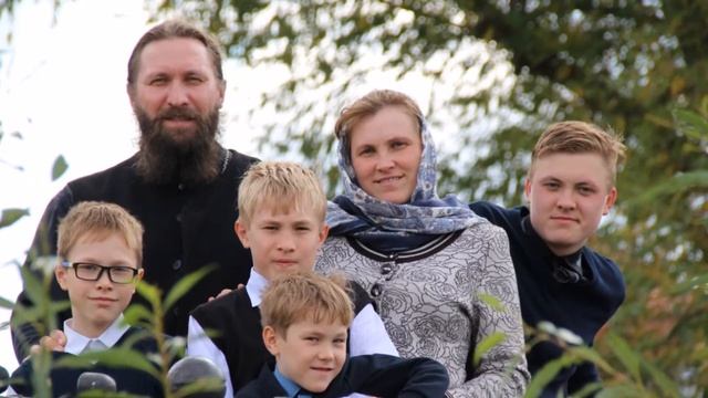 С днём рождения, отец Виктор! смотреть онлайн