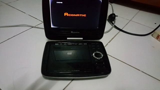 ACONATIC PORTABLE DVD เครื่องเล่นดีวีดีพกพา อโคเนติค สภาพสวย ใช้งานปรกติ ต่อเสาอากาศดูทีวีได้ смотреть онлайн