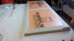 Утеплённая деревянная дверь