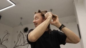 КАК СДЕЛАТЬ КУДРЯВЫЕ ВЬЮЩИЕСЯ ВОЛОСЫ ИЗ ПРЯМЫХ С ПОМОЩЬЮ СПРЕЯ С МОРСКОЙ СОЛЬЮ | БАРБЕР ВИДЕО БЛОГ