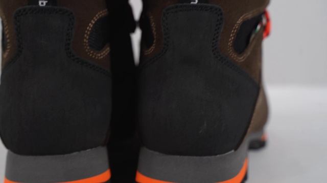 Обзор ботинок Zamberlan Storm GTX 1103 dk brown/orange, артикул 1103PM0G смотреть онлайн