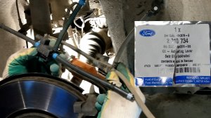 Ford Kuga 2 замена клапана управления давлением наддува.