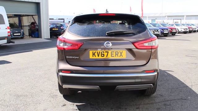 Nissan | Qashqai | 1.2 DiG-T N-Connecta 5dr | Bronze | KV67 ERX смотреть онлайн