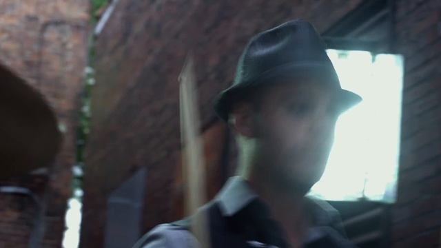 Sean Guerrero - Walls смотреть онлайн