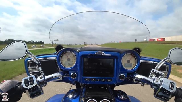 Review Of The Indian Roadmaster