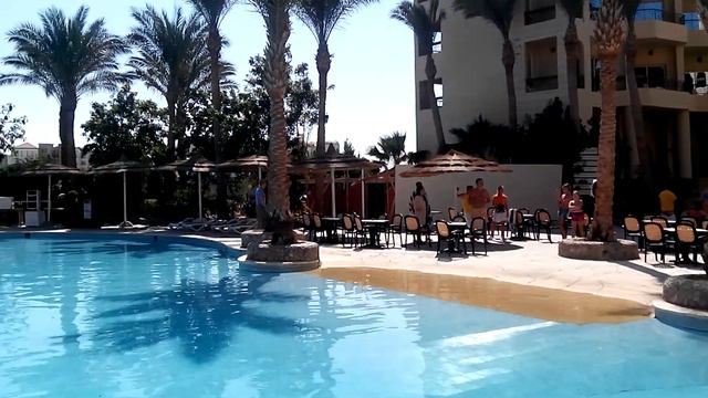 Как русские отдыхают в Египте. Утро, пляж, красота. смотреть онлайн