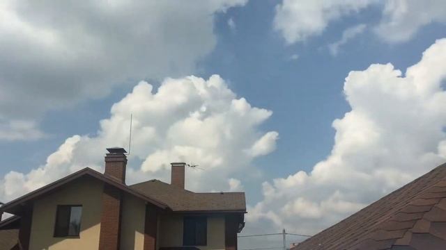 Как движутся облака смотреть онлайн