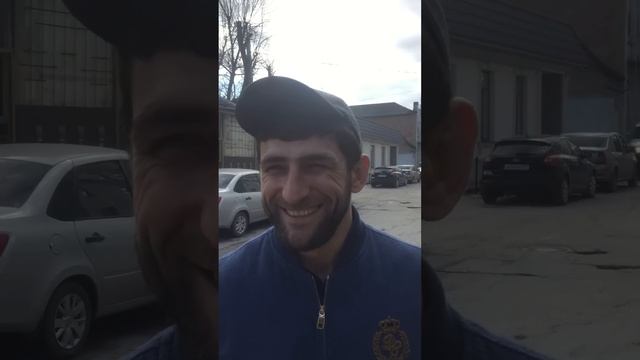 Борец Аниуар ГЕДУЕВ: "Я похож на Рамзана КАДЫРОВА? Это же хорошо. Иногда прокатывает" / КБР смотреть онлайн