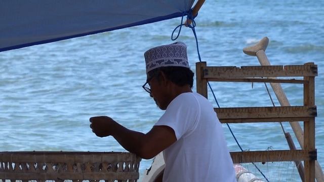 Гили Траванган – черепахи, белый песок и лазурный океан / На Бали вы такого не увидите смотреть онлайн