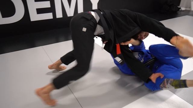 Схватка черных поясов БЖЖ. Мага Матиев и Алан Канкулов. Комментарии Дауда Адаева