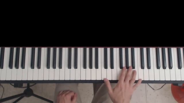 Piano Left Hand Bass - A Lesson and Tutorial смотреть онлайн