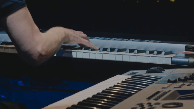 Eric.Clapton--Little Queen of Spades (2015) смотреть онлайн