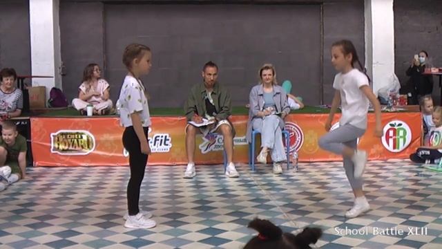 School Battle XLII смотреть онлайн