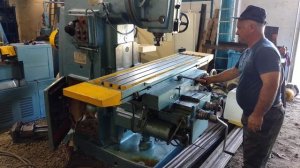 Вертикально-фрезерный ВМ127