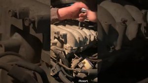 Снятие впускного коллектора/ замена свечей Mitsubishi montero ( pajero) 3.8 2003год