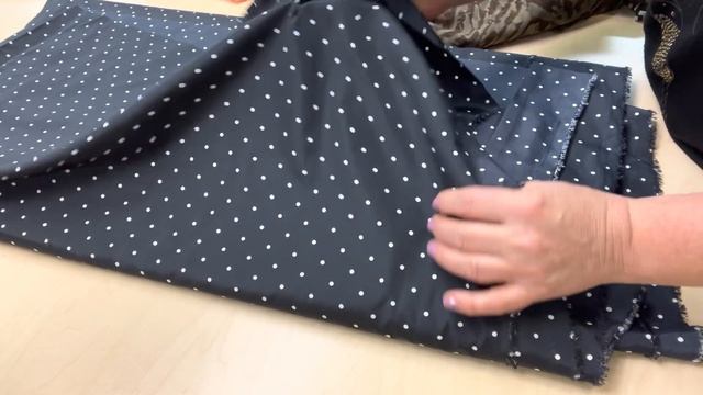 ?РЕМОНТ и подгонка ОДЕЖДЫ в США…Мой рабочий день..Моя мастерская...ТКАНИ КУПЛЕННЫЕ за копейки..#69 смотреть онлайн